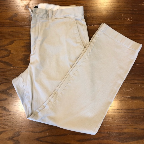 athletic fit stretch chinos